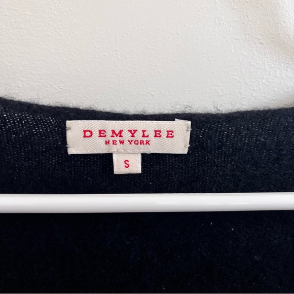 Demylee black 100% cashmere sweater dress long sleeve v neck women’s size small - Picture 4 of 7